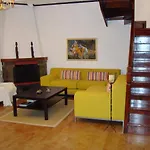 Famiy &pet Friendly In Nea Vrasna-big Garden& -bbq Walk To Sea # Holiday home