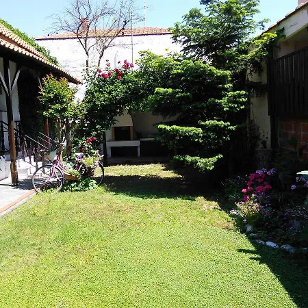 Famiy &pet Friendly In Nea Vrasna-big Garden& -bbq Walk To Sea # Semesterbostad Vrasná