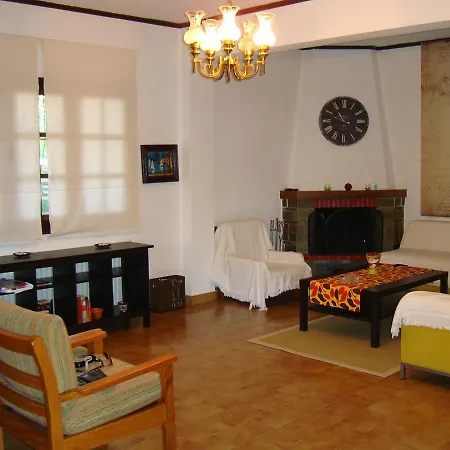 Famiy &pet Friendly In Nea Vrasna-big Garden& -bbq Walk To Sea #