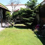 Famiy &pet Friendly In Nea Vrasna-big Garden& -bbq Walk To Sea # Tatil Evi Vrasná