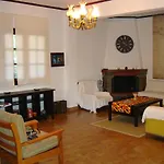 Famiy &pet Friendly In Nea Vrasna-big Garden& -bbq Walk To Sea #