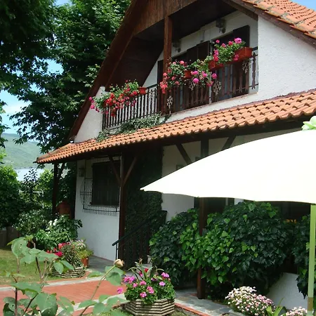 Famiy &pet Friendly In Nea Vrasna-big Garden& -bbq Walk To Sea # Feriehus *